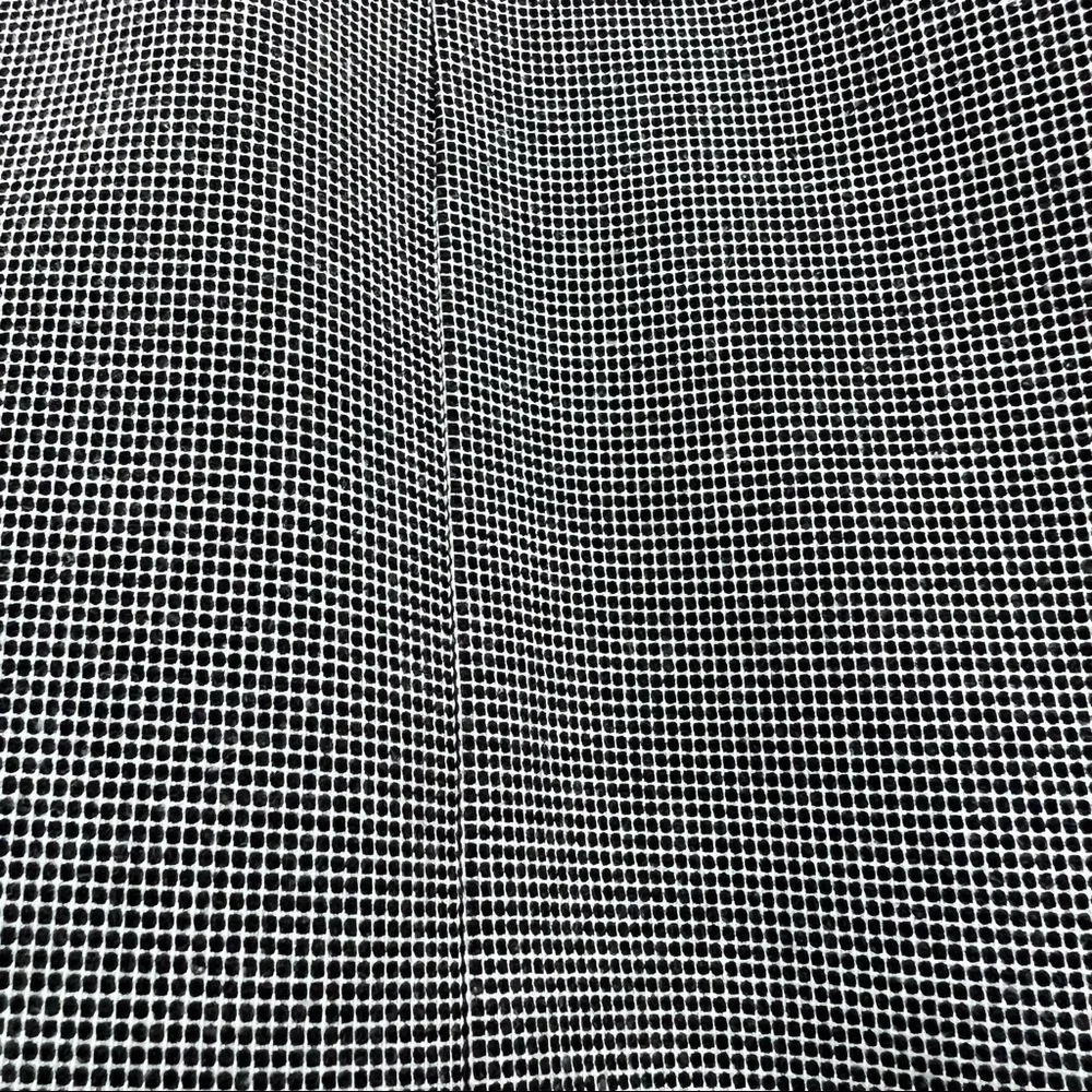 White House Black Market micro check skirt fully lined. Pleated in back.Size 6